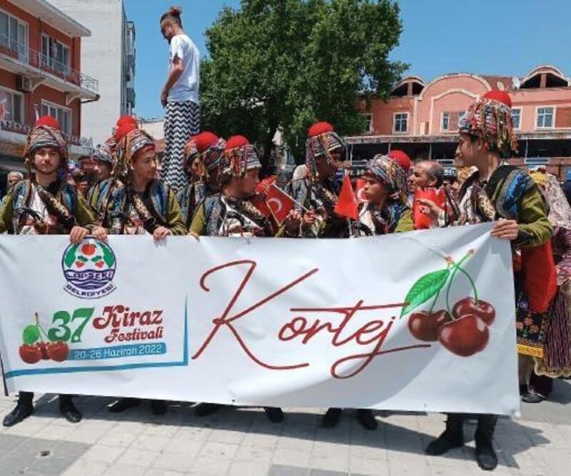 Lapseki Belediyesi 37. Kiraz Festivali başladı