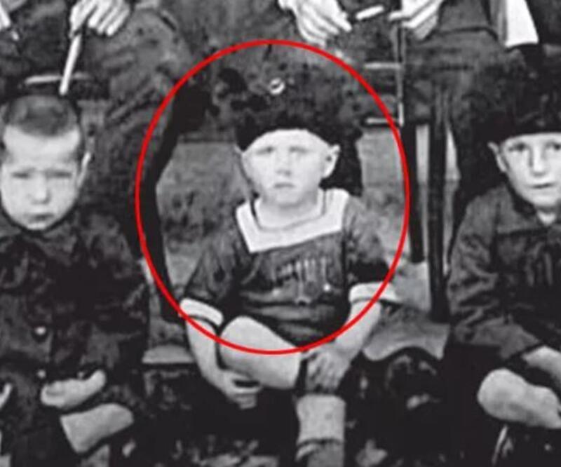 Fotoğraftaki çocuk Atatürk mü?