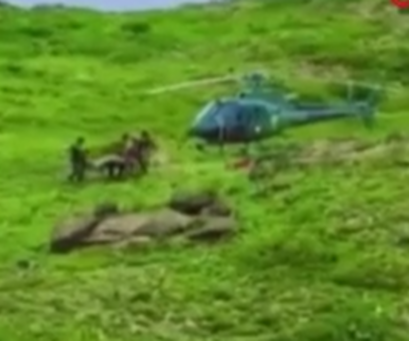 Pakistan'da askeri helikopter düştü: 6 ölü