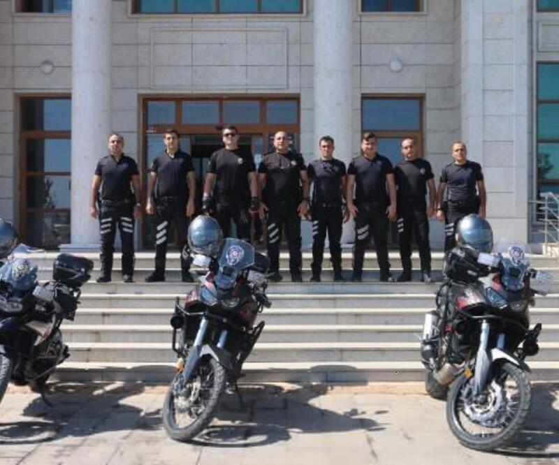 Kırıkhan'da motosikletli polis timleri göreve başladı