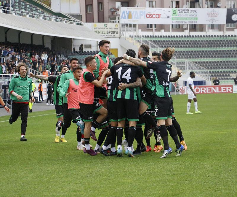 Cezalı futbolcu oynatan Denizlispor hükmen mağlup sayıldı