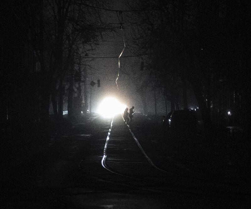 Rus hava üslerindeki patlamaların ardından Moskova, Ukrayna'nın enerji altyapısını hedef aldı