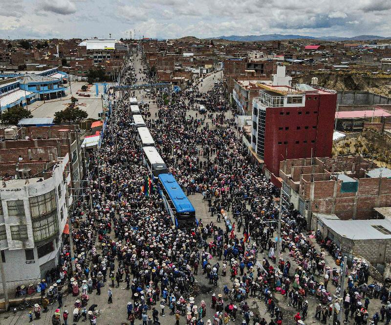 Peru'daki gösterilerde hayatını kaybedenlerin sayısı 53'e yükseldi