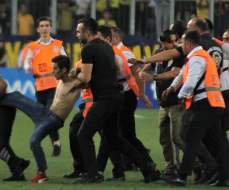 Ankaragücü-Beşiktaş maçındaki saldırganın cezası açıklandı